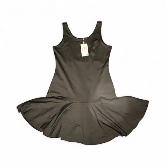 Ace Your Look! 🎾 Sleek Black Tennis Dress – Size M - Picture 3 of 8